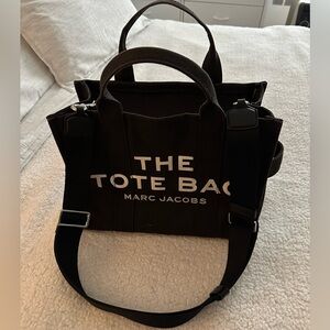 Marc Jacobs THE CANVAS MEDIUM TOTE BAG – Black